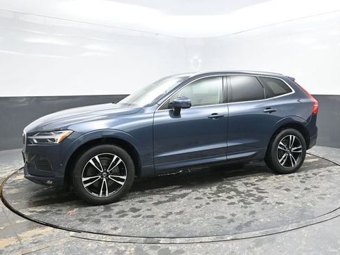 Used 2019 Volvo XC60 T6 Momentum w/ Advanced Package image 3