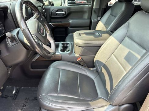 Used 2021 GMC Sierra 1500 SLT w/ SLT Premium Package AWD/4WD image 16