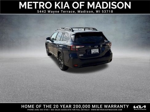 Used 2023 Subaru Outback Onyx Edition XT AWD/4WD image 4