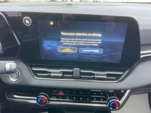 New 2026 Chevrolet Equinox RS w/ Convenience Package III image 18