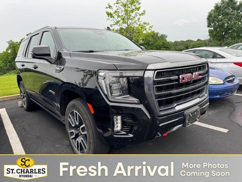 Used 2023 GMC Yukon AT4 w/ AT4 Premium Package AWD/4WD image 1