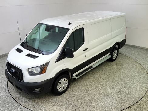 Used 2024 Ford Transit 250 Low Roof w/ Exterior Upgrade Package RWD image 14