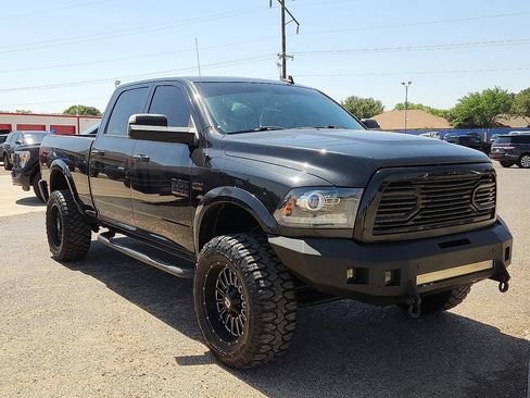 Used 2016 RAM 2500 Laramie AWD/4WD image 4