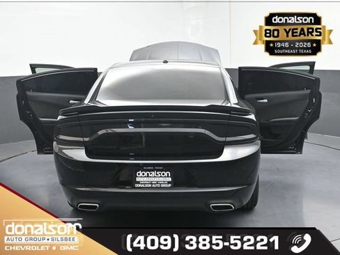 Used 2022 Dodge Charger SXT w/ Blacktop Package RWD image 24
