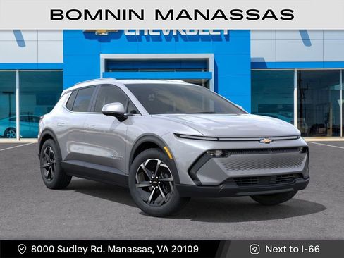 New 2026 Chevrolet Equinox EV LT image 8