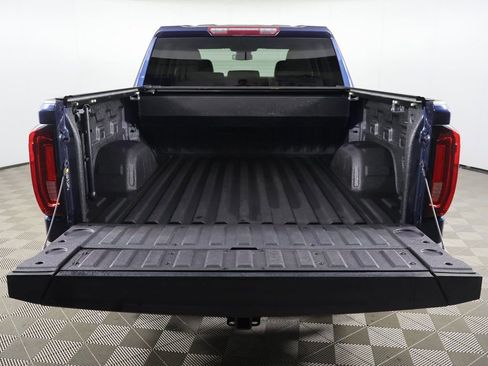 Used 2022 GMC Sierra 1500 SLT w/ Max Trailering Package AWD/4WD image 13