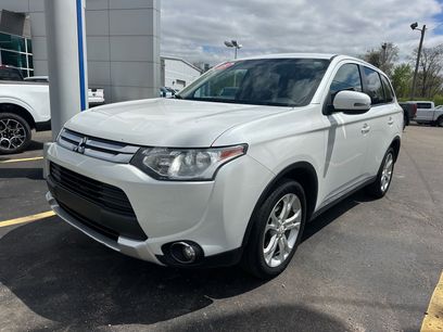 Used 2015 Mitsubishi Outlander SE
