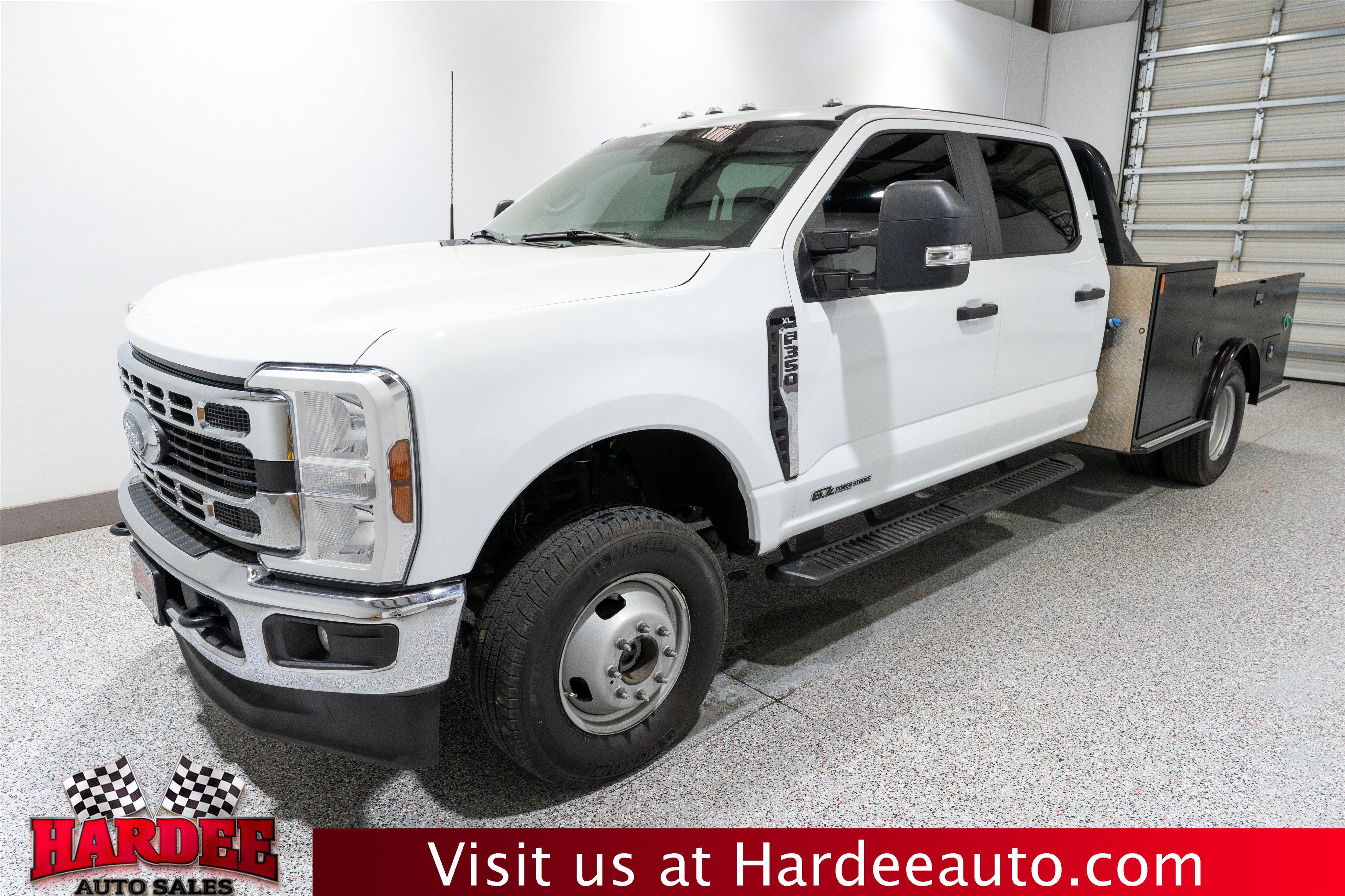Used 2024 Ford F350 XL w/ XL Chrome Package AWD/4WD image 2