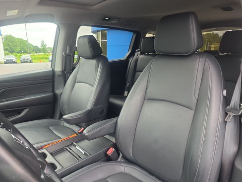 Used 2024 Honda Odyssey EX-L image 11