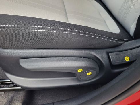 New 2026 Hyundai Venue SEL image 13