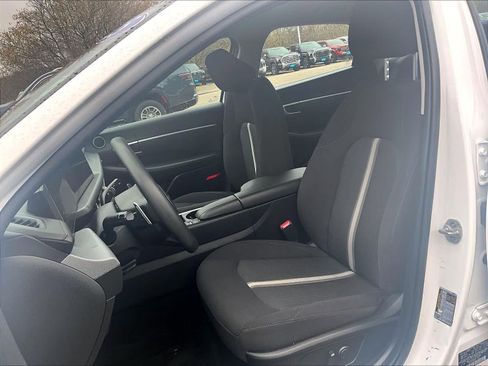 Used 2025 Hyundai Sonata SEL image 9