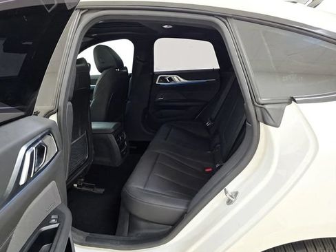 Used 2023 BMW i4 eDrive40 w/ Premium Package RWD image 3
