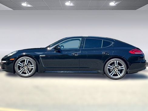 Used 2014 Porsche Panamera 4 AWD/4WD image 2