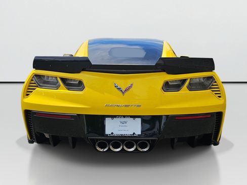 Used 2016 Chevrolet Corvette Z06 w/ 3LZ Preferred Equipment Group RWD image 5