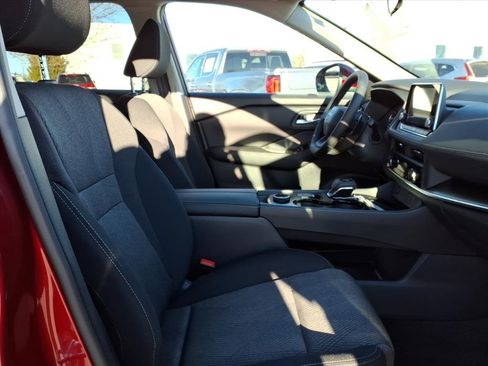 New 2026 Nissan Rogue SV image 7