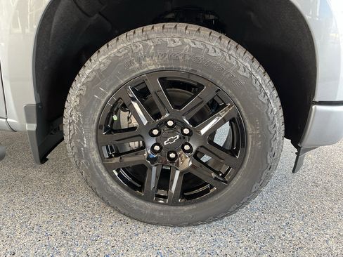 New 2026 Chevrolet Silverado 1500 RST RWD image 32