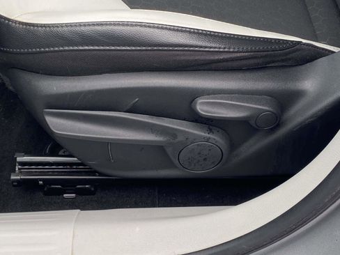 Used 2019 Jeep Compass Latitude image 14