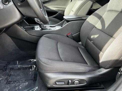 Certified 2024 Chevrolet Malibu LT image 5