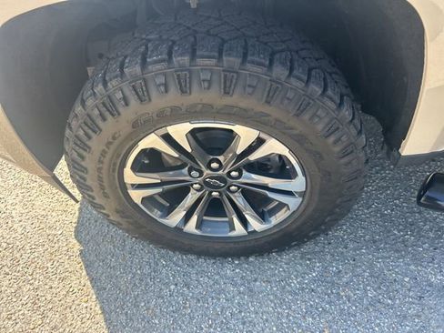 Used 2022 Chevrolet Colorado Z71 image 15