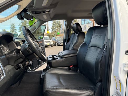 Used 2015 RAM 3500 Laramie w/ Cold Weather Group image 9