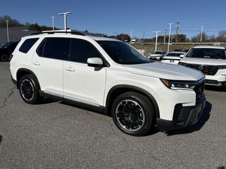 New 2026 Honda Pilot Touring video 2