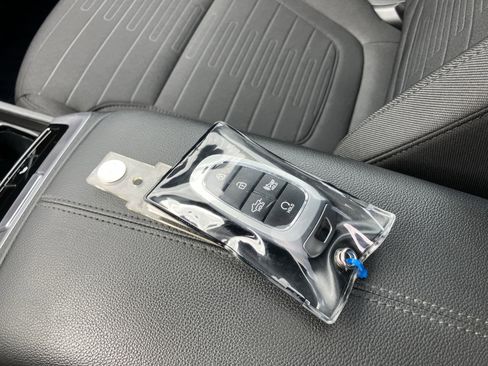 Used 2022 Hyundai Santa Cruz SEL w/ Activity Package image 38