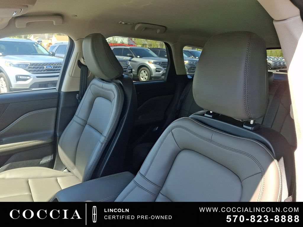 Certified 2023 Lincoln Corsair AWD image 14
