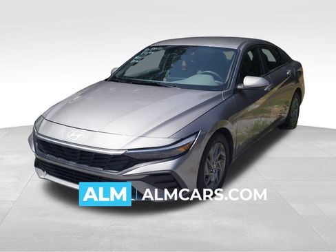 Certified 2024 Hyundai Elantra SEL FWD image 1