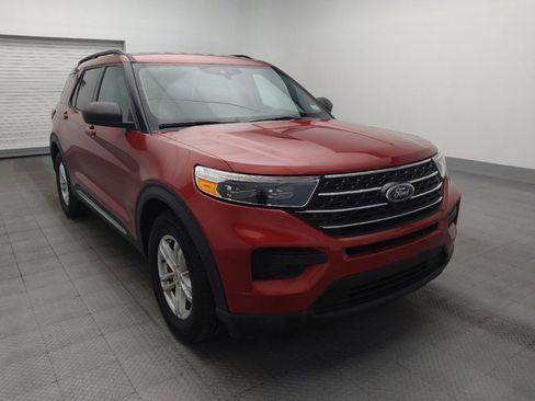 Used 2021 Ford Explorer XLT RWD image 13
