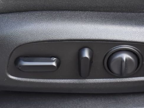 Certified 2020 Chevrolet Equinox LT FWD image 23