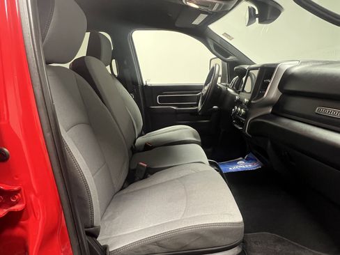 Used 2024 RAM 2500 Big Horn w/ Bed Utility Group image 17