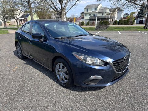 Used 2015 MAZDA MAZDA3 i SV image 1