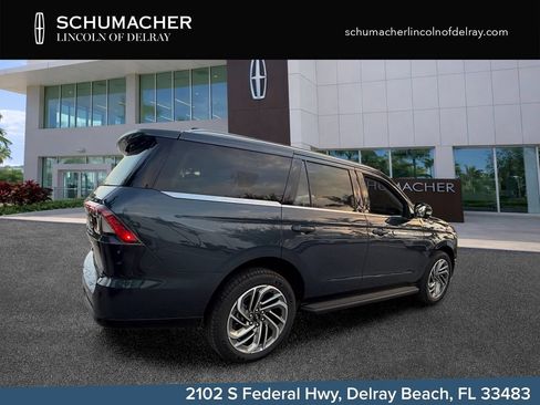 New 2026 Lincoln Navigator Premiere AWD/4WD image 7
