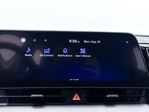 Certified 2023 Kia Sportage EX AWD/4WD image 23