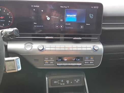 Used 2024 Hyundai Kona Limited AWD/4WD image 18