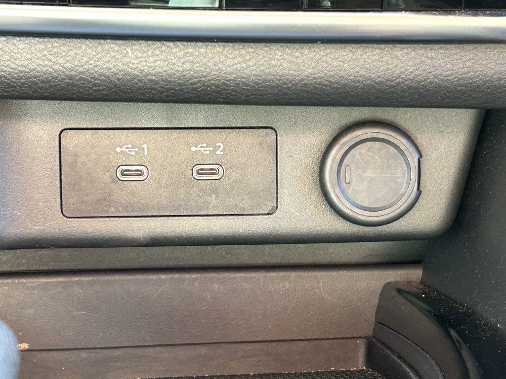 Used 2025 Nissan Rogue SV AWD/4WD image 22