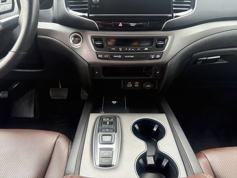 Certified 2024 Honda Ridgeline RTL image 11