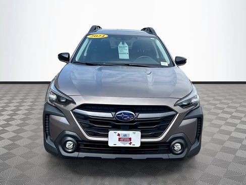 Certified 2024 Subaru Outback Premium AWD/4WD image 2