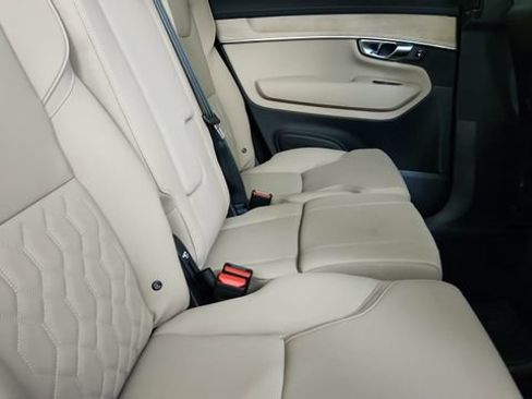 New 2026 Volvo XC90 T8 Plus w/ Protection Package Premier AWD/4WD image 34