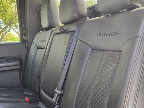 Used 2013 Ford F250 Platinum w/ Platinum Pkg image 21