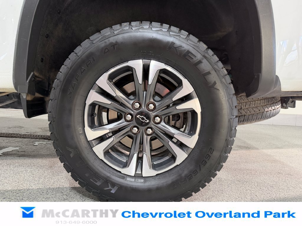 Used 2022 Chevrolet Colorado Z71 AWD/4WD image 30