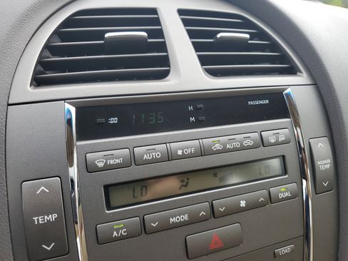 Used 2009 Lexus ES 350 image 28