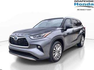 Used 2023 Toyota Highlander Platinum video 1