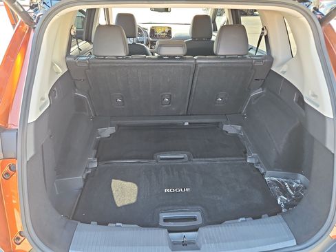 Used 2021 Nissan Rogue SL w/ Premium Package FWD image 33