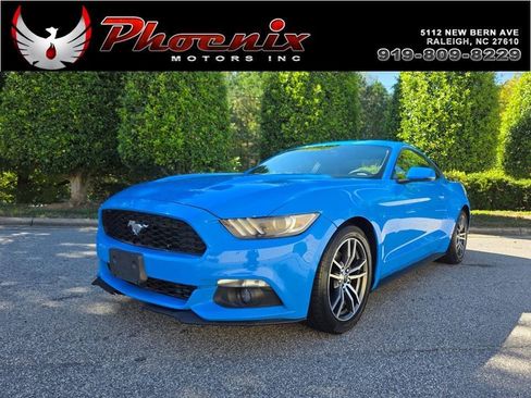 Used 2017 Ford Mustang Premium RWD image 1