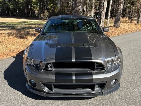 Used 2013 Ford Mustang Shelby GT500 image 9