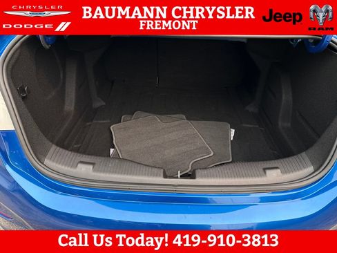 Used 2017 Chevrolet Cruze LT FWD image 22