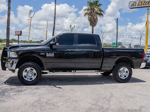 Used 2016 RAM 2500 Tradesman w/ Chrome Appearance Group AWD/4WD image 8