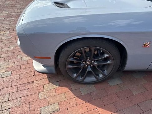 Used 2021 Dodge Challenger R/T Scat Pack RWD image 2