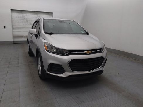 Used 2020 Chevrolet Trax LS w/ Tint and Cruise Package FWD image 13